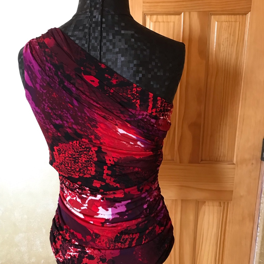 Cache One Shoulder Top - Picture 2 of 3
